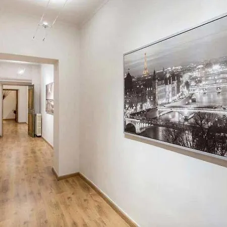 Gallery Szálloda